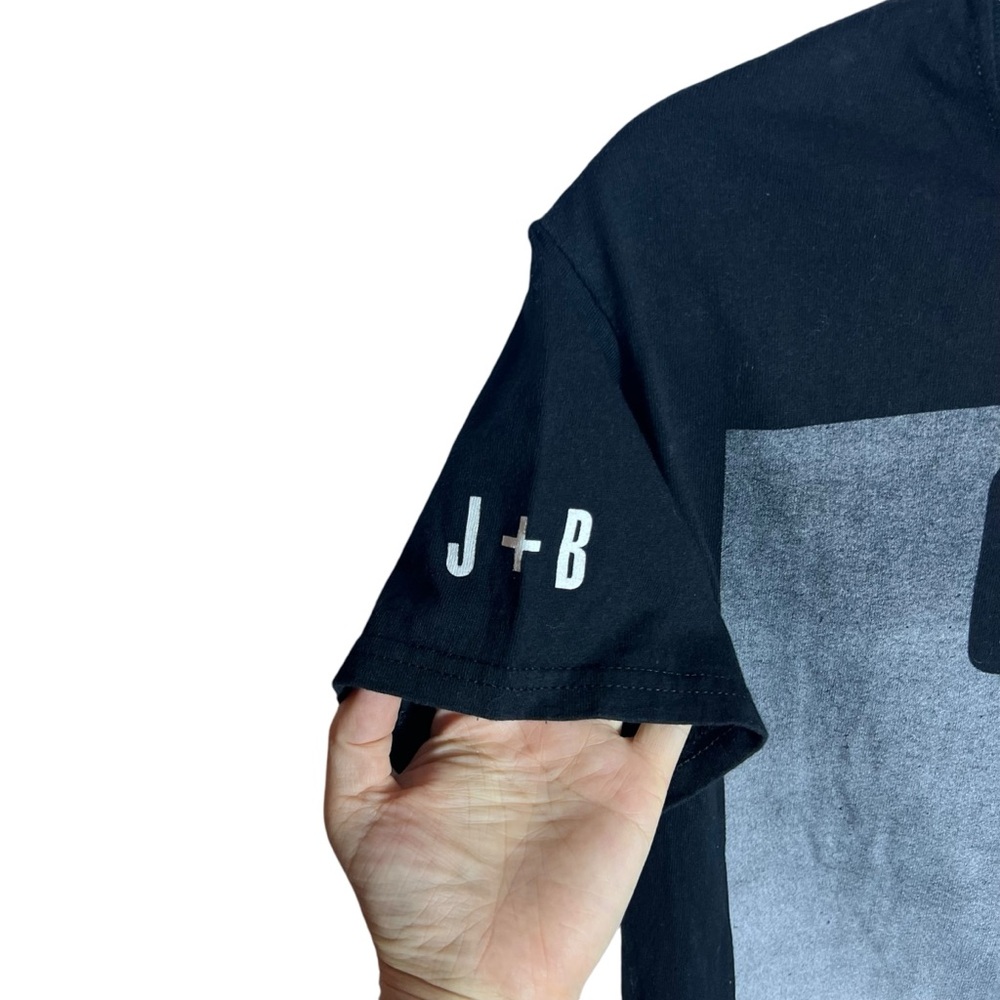 2018 OTR II Jay Z and Beyonce Official Concert Tee, Small - Picture 3 of 7